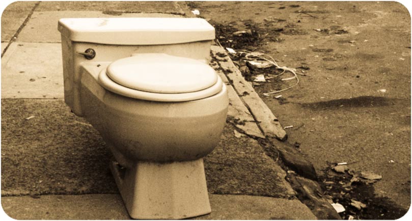 Foto baño público, inodoro callejero